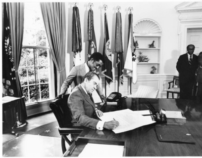 President Richard Nixon and Sammy Davis