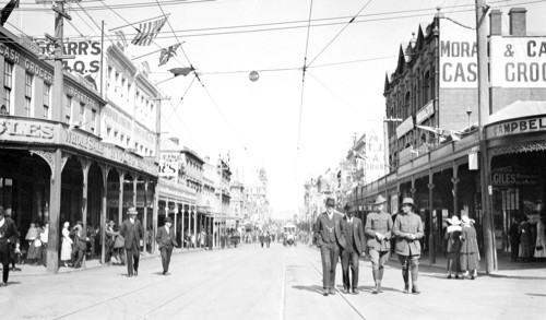 Elizabeth Street at Bathurst Street intersection