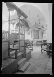 Interior view of the Istambouleye or Stambouli Synagogue, in the Old City of Jerusalem ca. between 1934 and 1939
