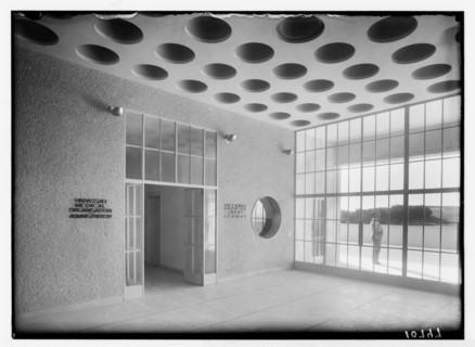 Interior view of the New Hadassah University Medical Centre in Jerusalem (Scopus). The Visitors' entrance. ca. between 1934 and 1939