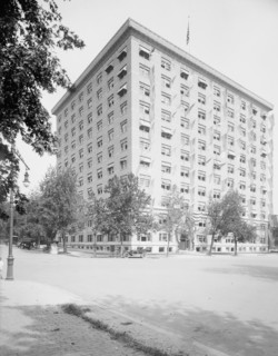 Department of Commerce building in Washington D.C. ca.  between 1910 and 1926
