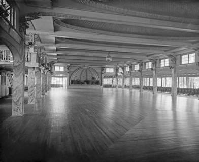 Glen Echo Maryland, empty ball room ca.  between 1910 and 1926