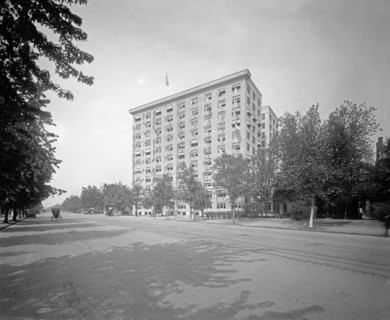 Department of Commerce building in Washington D.C. ca.  between 1910 and 1926