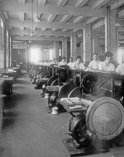 Workers at the Bureau of Printing & Engraving, [Washington, D.C.] ca.  between 1910 and 1925