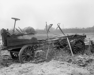 Remains of a burned out truck ca. between 1910 and 1925