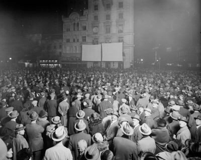 Election night crows ca.  between 1910 and 1925