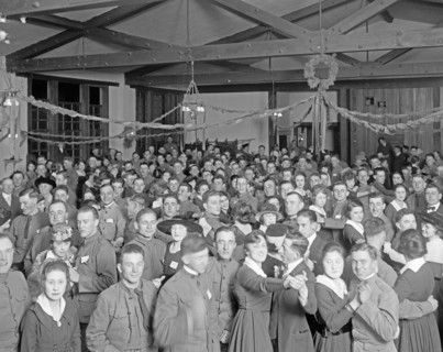 Couples dancing ca.  between 1910 and 1920