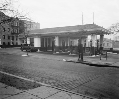Texaco Company Sullivan & Helan Staler, Amoco gas sign ca.  between 1910 and 1926