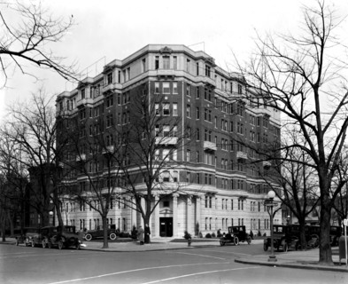 Building, corner of Massachusetts and 13th St., N.W., Washington, D.C. ca.  between 1910 and 1935
