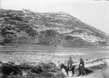Palestine, Two men in front of Mt. Carmel ca. between 1909 and 1919
