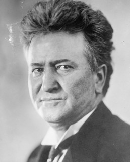 Portrait of Governor and Senator Robert La Follette of Wisconsin ca. between 1909 and 1920