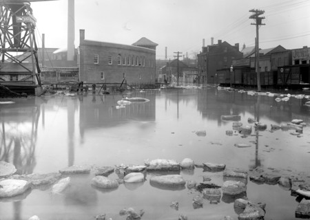 Flood waters in Washington, D.C. ca. 1918