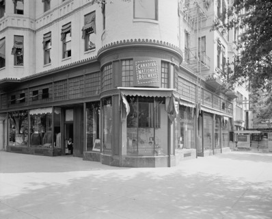 Canadian National Railways office, exterior ca.  between 1918 and 1928