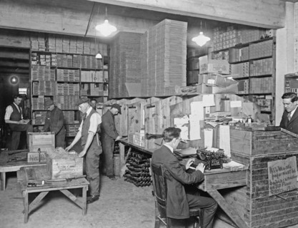 Employees working in Willard Battery Company, Washington, D.C. ca. 1909
