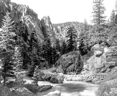 Devils Curve, Big Thompson Canyon, Estes Park, Colorado ca. 1909