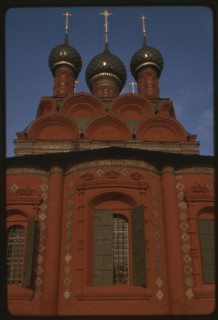 Church of the Epiphany (1684-93), east facade, with decorative ceramic tiles, Yaroslavl, Russia 1988.