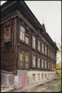 Wooden house, Istochnaia Street(?) (around 1900), Tomsk, Russia; 1999