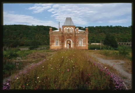 Garrison Church of the Kazan Icon of the Mother of God, (around 1900), west view , Razdol'e, Russia; 2000