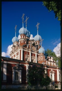 Church of the Kazan Icon of the Virgin (1694), south facade, Ustiuzhna, Russia; 2001