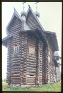 Church of the Icon of the Mother of God, from Tokhtarevo village (1694), east facade. Reassembled at Khokhlovka Architectural Preserve, Russia 1999.