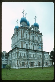 Church of the Presentation of the Virgin (1688-93), southwest view, Sol'vychegodsk, Russia 1996.