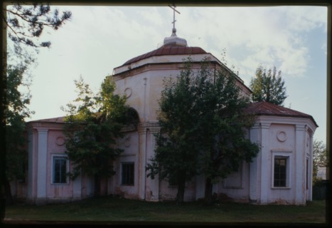 Church of the Resurrection (1814-25), east facade, Nerchinsk, Russia; 2000