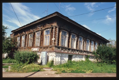 House (Sovetskaia Street 43a), (late 19th century), Verkhneural'sk, Russia; 2003