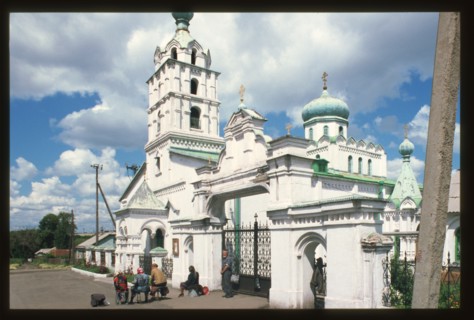 Church of Archangel Michael at Dmitrovka (late 1940s), southwest view, Magnitogorsk, Russia; 2003