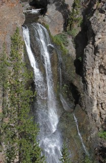 Crystal Falls in Yellowstone National Park; Date: 19 August 2014