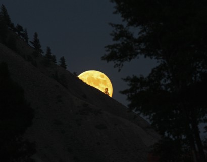 Moon rise over Mt. Everts near Mammoth Hot Springs in Yellowstone National Park; Date: 3 July 2012