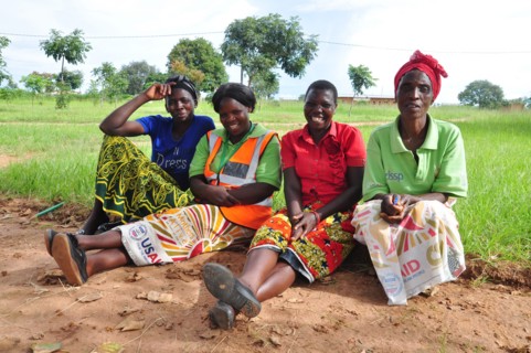 Women pose at Lunsuntha Rural Health Centre, Lundazi, Zambia ca. 1 March 2017