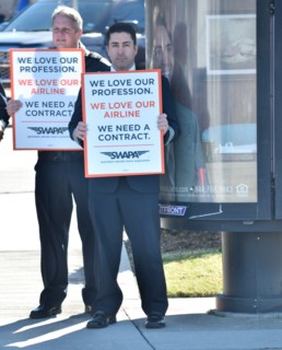 Southwest Airlines Pilots  upset over having no contract protest outside Love Field in Dallas, TX, USA (February 3, 2016)