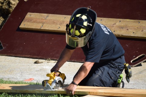 Rescuers Help Trapped Construction Worker, Irving, TX USA