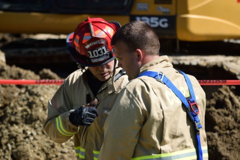 Rescuers Help Trapped Construction Worker, Irving, TX USA