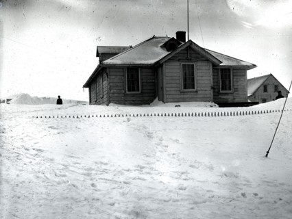 Agent's House