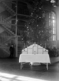 Christmas tree at the district jail for its prisoners