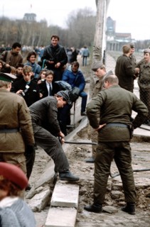 East German police and West German citizens
