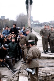 East German police and West German citizens