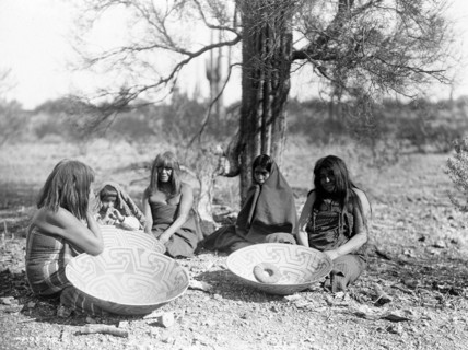 Edward S. Curtis Native American Indians