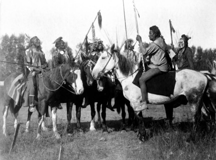 Edward S. Curtis Native American Indians