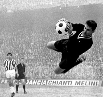 Italian goalkeeper Roberto Anzolin