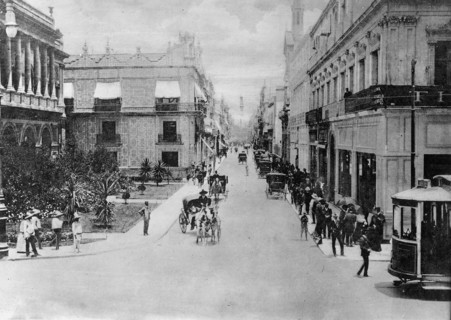 Street Scene in Mexico City