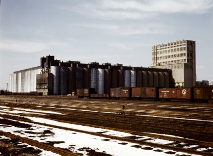 The giant 10 million bushel grain elevator of the Santa Fe R.R.