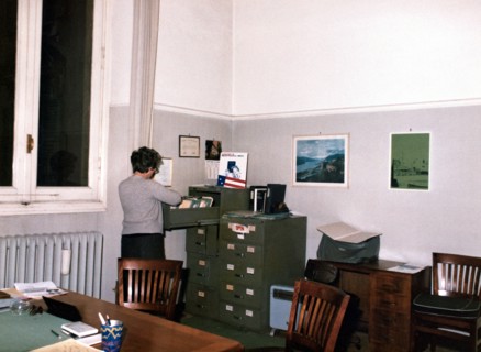 U.S. embassies consulates and chancery buildings