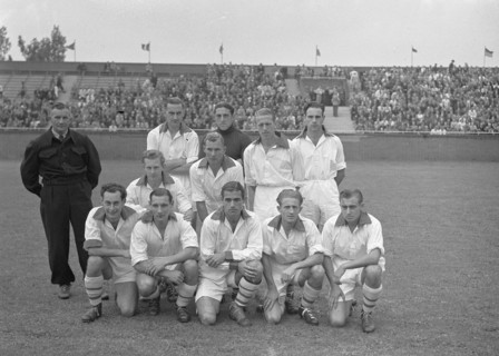 September 27, 1947 - Zeeburgia against VSV / Team Zeeburgia Photo
