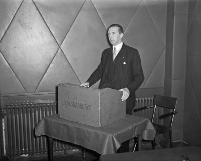 October 3, 1947 - Annual meeting General Dutch Association Krasnapolsky Amsterdam / Queen's Commissioner in Friesland Linthorst Homan