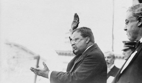 Theodore Roosevelt speaking, Yonkers, 10 17 12
