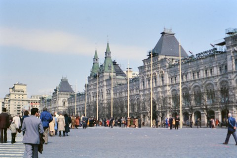 Buildings and architecture in Communist Russia late 1970s - Pedestrians in large Russia city walking outside (1978)