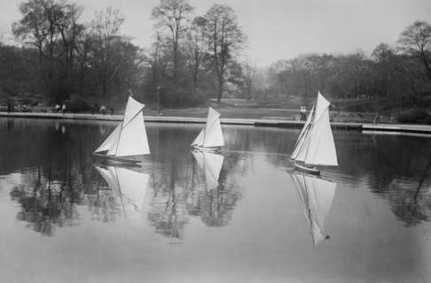 Model yachts during a race at Conservatory Lake, Central Park, New York City ca. 1910-1915