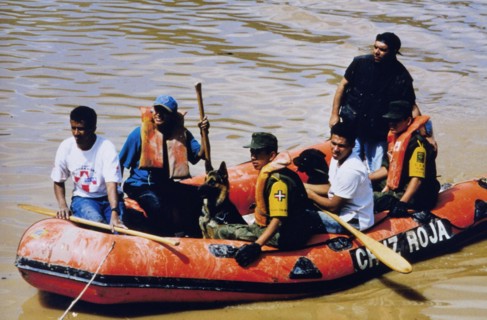 Flood rescue efforts along the Choluteca River following Hurricane Mitch, Tegucigalpa Honduras ca. 1998